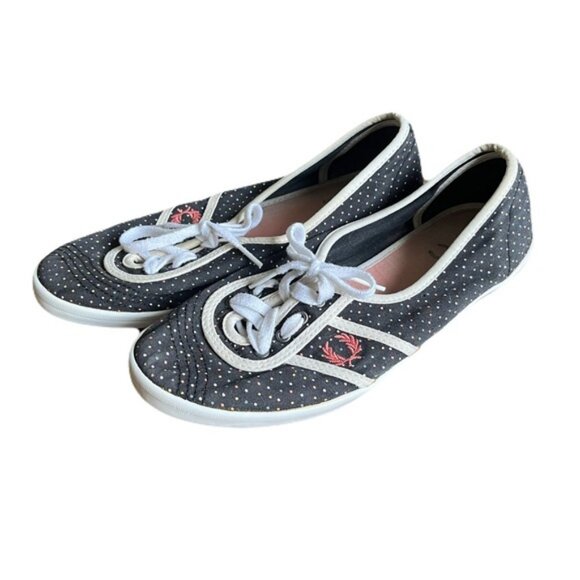Fred Perry 8.5 Blue with dots Slipons - Picture 1 of 10